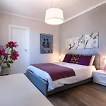La Lombarda Centro Storico Apartman Stresa