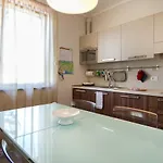 La Lombarda Centro Storico Apartman *