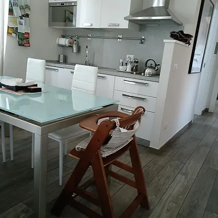 Daire La Lombarda By Stresahome - Centro Storico *